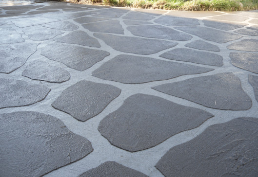resurfaced-concrete-driveway-in-Pyrmont-NSW driveway-concreter