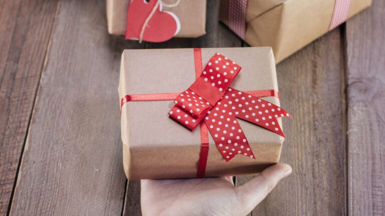 Best Gift Ideas For New Start Your 2023 The Right Way