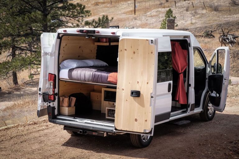The Cheapest Way to Rent a Van: 6 Tips and Mistakes to Avoid