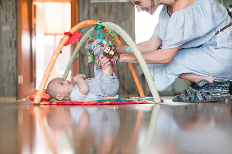 6 Developmental Benefits of Using a Baby Activity Mat