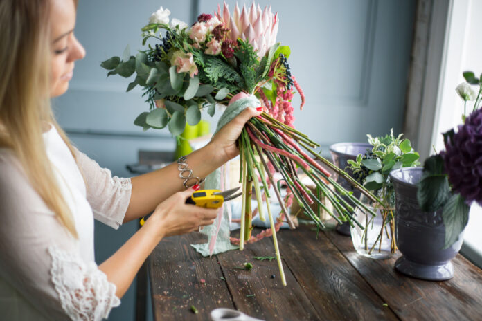 Tips for Making Your Flowers Last Longer