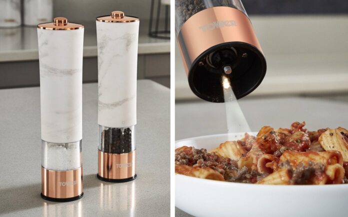 How to Use Electric Salt and Pepper Grinders